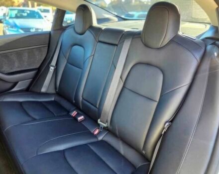 Белый Тесла Модель 3, объемом двигателя 0 л и пробегом 22 тыс. км за 16500 $, фото 11 на Automoto.ua