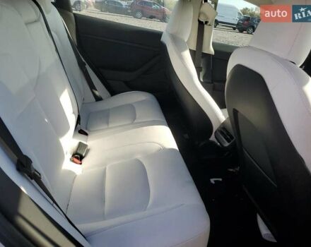 Білий Тесла Модель 3, об'ємом двигуна 0 л та пробігом 122 тис. км за 4600 $, фото 8 на Automoto.ua