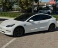 Білий Тесла Модель 3, об'ємом двигуна 0 л та пробігом 65 тис. км за 23900 $, фото 5 на Automoto.ua