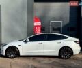 Белый Тесла Модель 3, объемом двигателя 0 л и пробегом 35 тыс. км за 27999 $, фото 6 на Automoto.ua