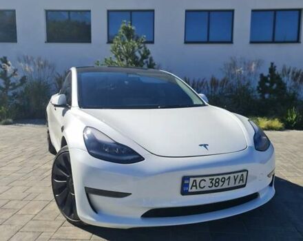 Тесла Модель 3 2023 в Луцке на Automoto.ua Белый Тесла Модель 3, объемом двигателя 0 л и пробегом 25 тыс. км за 36000 $, фото 3 на Automoto.ua