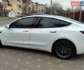 Белый Тесла Модель 3, объемом двигателя 0 л и пробегом 67 тыс. км за 19400 $, фото 9 на Automoto.ua