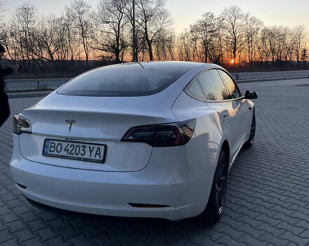 Белый Тесла Модель 3, объемом двигателя 0 л и пробегом 14 тыс. км за 23500 $, фото 9 на Automoto.ua