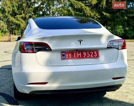 Білий Тесла Модель 3, об'ємом двигуна 0 л та пробігом 208 тис. км за 17800 $, фото 5 на Automoto.ua