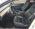 Белый Тесла Модель 3, объемом двигателя 0 л и пробегом 76 тыс. км за 8100 $, фото 6 на Automoto.ua