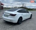Белый Тесла Модель 3, объемом двигателя 0 л и пробегом 31 тыс. км за 19800 $, фото 4 на Automoto.ua