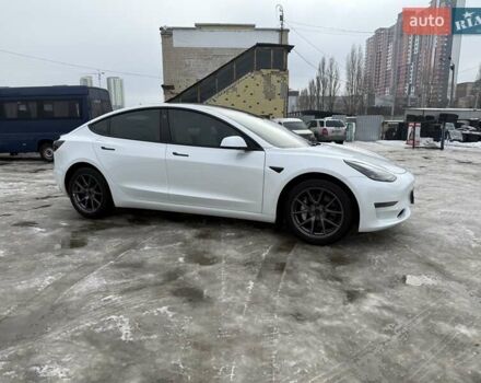 Білий Тесла Модель 3, об'ємом двигуна 0 л та пробігом 57 тис. км за 18800 $, фото 23 на Automoto.ua
