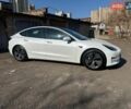 Белый Тесла Модель 3, объемом двигателя 0 л и пробегом 93 тыс. км за 18900 $, фото 19 на Automoto.ua
