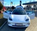 Білий Тесла Модель 3, об'ємом двигуна 0 л та пробігом 86 тис. км за 17500 $, фото 1 на Automoto.ua