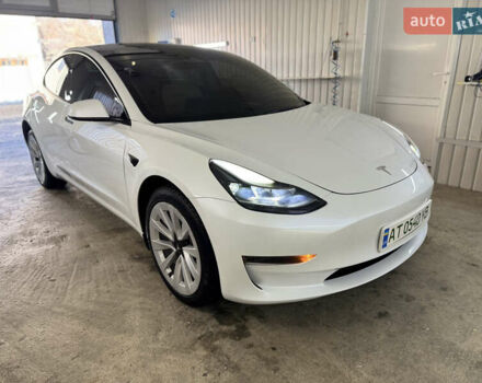 Белый Тесла Модель 3, объемом двигателя 0 л и пробегом 34 тыс. км за 24900 $, фото 2 на Automoto.ua