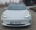 Білий Тесла Модель 3, об'ємом двигуна 0 л та пробігом 16 тис. км за 24000 $, фото 1 на Automoto.ua