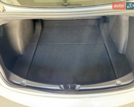 Белый Тесла Модель 3, объемом двигателя 0 л и пробегом 34 тыс. км за 24900 $, фото 6 на Automoto.ua