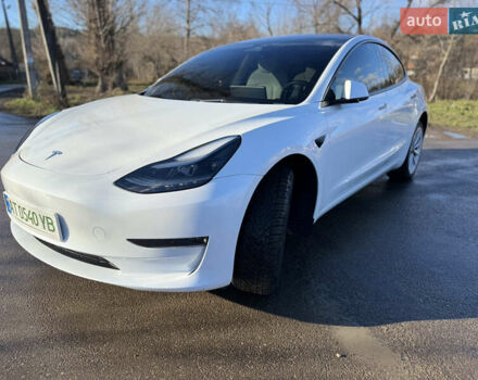 Белый Тесла Модель 3, объемом двигателя 0 л и пробегом 34 тыс. км за 24900 $, фото 25 на Automoto.ua