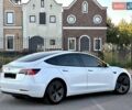 Білий Тесла Модель 3, об'ємом двигуна 0 л та пробігом 2 тис. км за 27700 $, фото 25 на Automoto.ua