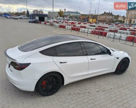 Белый Тесла Модель 3, объемом двигателя 0 л и пробегом 46 тыс. км за 24300 $, фото 7 на Automoto.ua