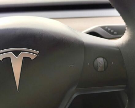 Белый Тесла Модель 3, объемом двигателя 0 л и пробегом 95 тыс. км за 13500 $, фото 10 на Automoto.ua