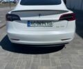 Білий Тесла Модель 3, об'ємом двигуна 0 л та пробігом 88 тис. км за 22750 $, фото 20 на Automoto.ua