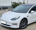 Білий Тесла Модель 3, об'ємом двигуна 0 л та пробігом 36 тис. км за 13400 $, фото 2 на Automoto.ua