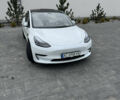 Белый Тесла Модель 3, объемом двигателя 0 л и пробегом 28 тыс. км за 28900 $, фото 2 на Automoto.ua