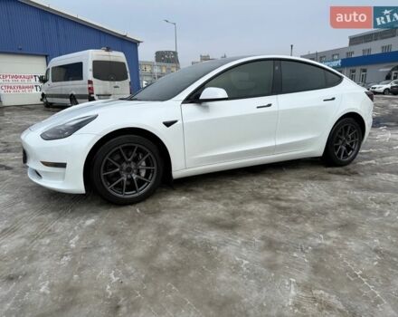 Білий Тесла Модель 3, об'ємом двигуна 0 л та пробігом 57 тис. км за 18800 $, фото 5 на Automoto.ua