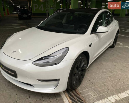 Белый Тесла Модель 3, объемом двигателя 0 л и пробегом 5 тыс. км за 23900 $, фото 69 на Automoto.ua