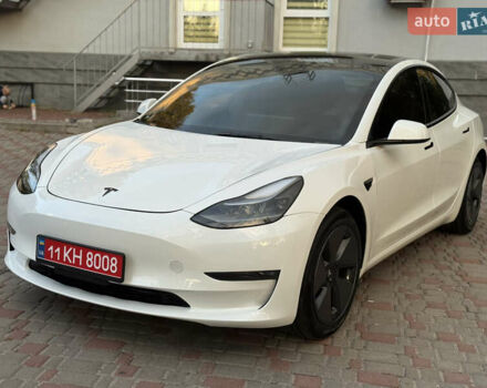 Білий Тесла Модель 3, об'ємом двигуна 0 л та пробігом 4 тис. км за 20999 $, фото 22 на Automoto.ua