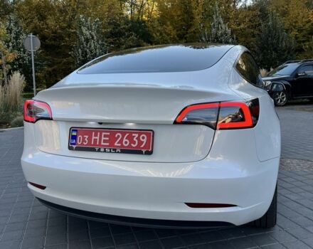 Білий Тесла Модель 3, об'ємом двигуна 0 л та пробігом 52 тис. км за 20300 $, фото 7 на Automoto.ua