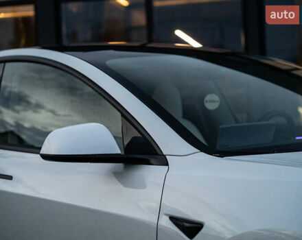 Белый Тесла Модель 3, объемом двигателя 0 л и пробегом 53 тыс. км за 27500 $, фото 11 на Automoto.ua