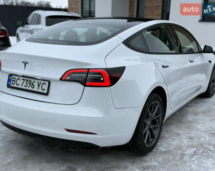 Белый Тесла Модель 3, объемом двигателя 0 л и пробегом 30 тыс. км за 19900 $, фото 30 на Automoto.ua