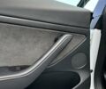 Білий Тесла Модель 3, об'ємом двигуна 0 л та пробігом 56 тис. км за 20500 $, фото 15 на Automoto.ua