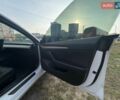 Белый Тесла Модель 3, объемом двигателя 0 л и пробегом 24 тыс. км за 21500 $, фото 9 на Automoto.ua