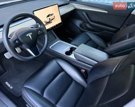 Білий Тесла Модель 3, об'ємом двигуна 0 л та пробігом 67 тис. км за 19999 $, фото 33 на Automoto.ua