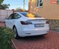 Белый Тесла Модель 3, объемом двигателя 0 л и пробегом 44 тыс. км за 22970 $, фото 5 на Automoto.ua
