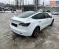 Белый Тесла Модель 3, объемом двигателя 0 л и пробегом 57 тыс. км за 18800 $, фото 19 на Automoto.ua