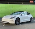 Білий Тесла Модель 3, об'ємом двигуна 0 л та пробігом 1 тис. км за 27700 $, фото 1 на Automoto.ua