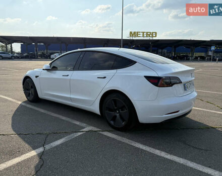 Белый Тесла Модель 3, объемом двигателя 0 л и пробегом 34 тыс. км за 25000 $, фото 8 на Automoto.ua
