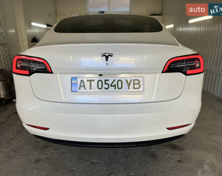 Белый Тесла Модель 3, объемом двигателя 0 л и пробегом 34 тыс. км за 24900 $, фото 4 на Automoto.ua
