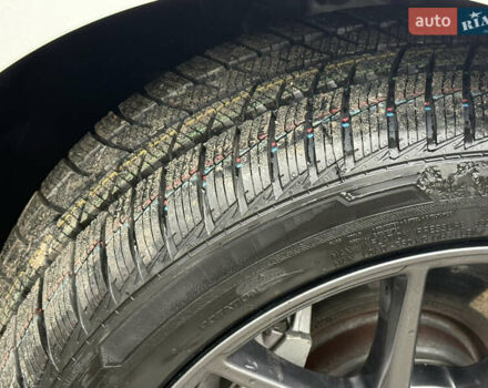 Білий Тесла Модель 3, об'ємом двигуна 0 л та пробігом 70 тис. км за 19999 $, фото 13 на Automoto.ua