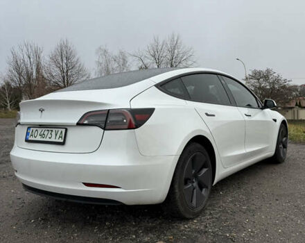 Белый Тесла Модель 3, объемом двигателя 0 л и пробегом 32 тыс. км за 23350 $, фото 5 на Automoto.ua