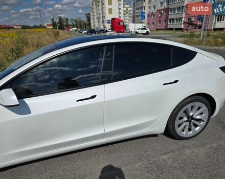 Белый Тесла Модель 3, объемом двигателя 0 л и пробегом 53 тыс. км за 20500 $, фото 4 на Automoto.ua