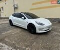 Білий Тесла Модель 3, об'ємом двигуна 0 л та пробігом 68 тис. км за 22200 $, фото 1 на Automoto.ua