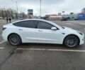 Білий Тесла Модель 3, об'ємом двигуна 0 л та пробігом 26 тис. км за 25000 $, фото 4 на Automoto.ua