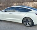 Білий Тесла Модель 3, об'ємом двигуна 0 л та пробігом 9 тис. км за 21700 $, фото 2 на Automoto.ua