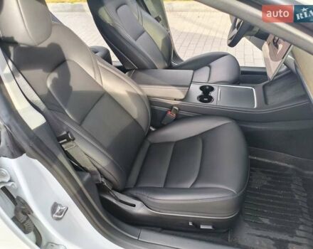 Белый Тесла Модель 3, объемом двигателя 0 л и пробегом 46 тыс. км за 24300 $, фото 12 на Automoto.ua