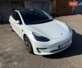Белый Тесла Модель 3, объемом двигателя 0 л и пробегом 93 тыс. км за 18900 $, фото 16 на Automoto.ua
