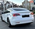 Білий Тесла Модель 3, об'ємом двигуна 0 л та пробігом 2 тис. км за 27700 $, фото 1 на Automoto.ua