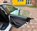 Білий Тесла Модель 3, об'ємом двигуна 0 л та пробігом 19 тис. км за 22500 $, фото 39 на Automoto.ua