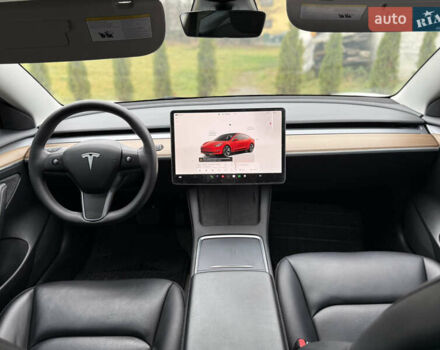 Білий Тесла Модель 3, об'ємом двигуна 0 л та пробігом 70 тис. км за 19999 $, фото 48 на Automoto.ua