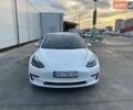 Білий Тесла Модель 3, об'ємом двигуна 0 л та пробігом 45 тис. км за 24899 $, фото 1 на Automoto.ua