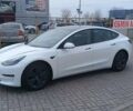 Белый Тесла Модель 3, объемом двигателя 0 л и пробегом 10 тыс. км за 21600 $, фото 4 на Automoto.ua